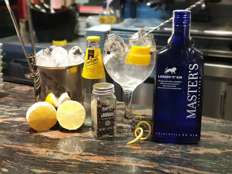 Bar Mesón Los Granainos de Herrera Oria 248 — foto 4
