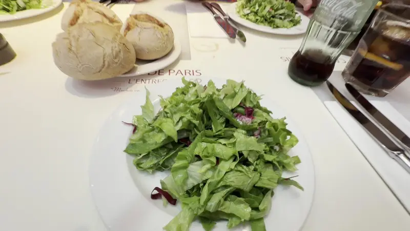 L'Entrecote Café de Paris — foto 2