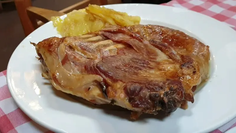 Mesón Cuevas del Vino — foto 2