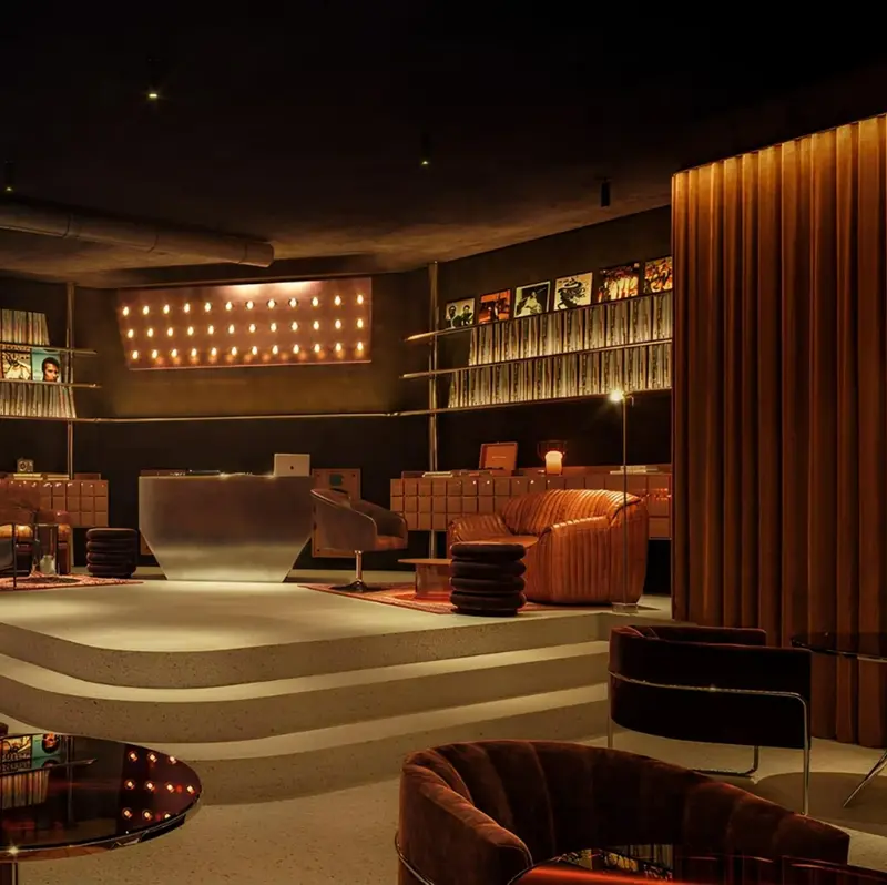 Snake Bar