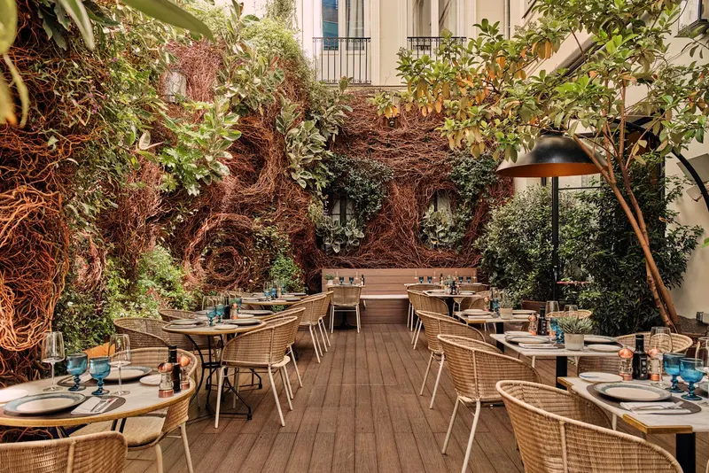 Restaurante YOUNIQUE Arts Club