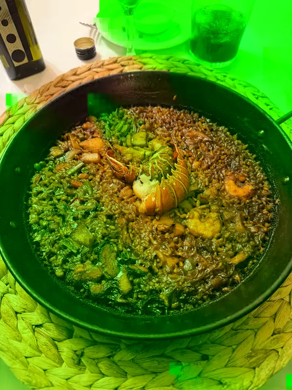 Paella di pesce — paella de pescado