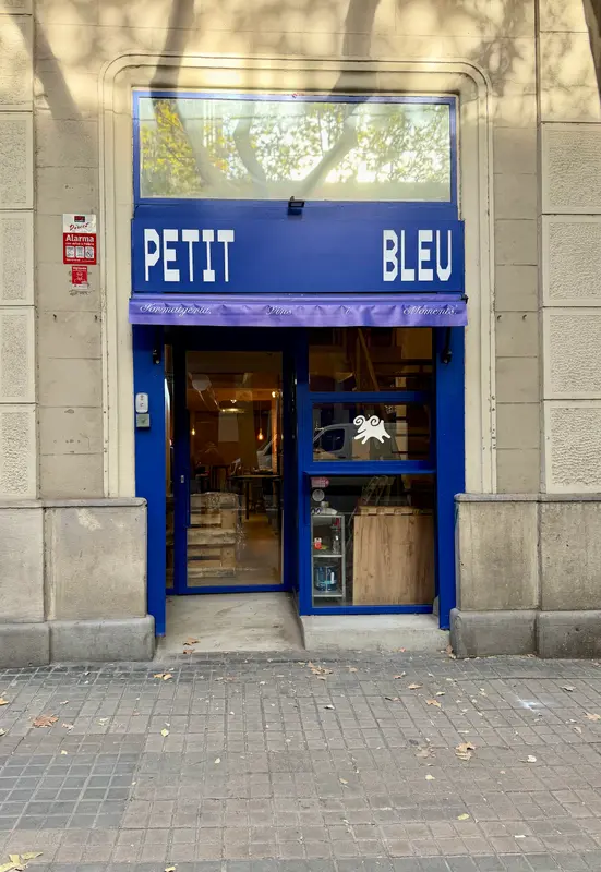 Petit Bleu — foto 2