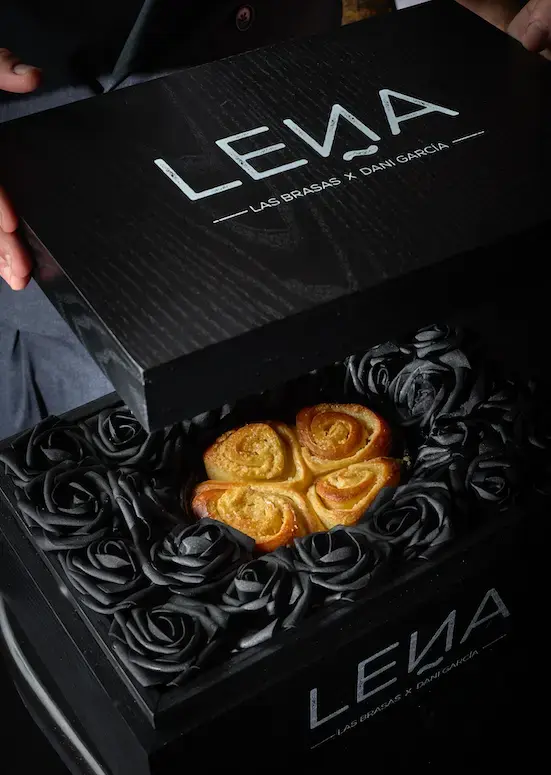 Leña Barcelona. Las brasas x Dani García