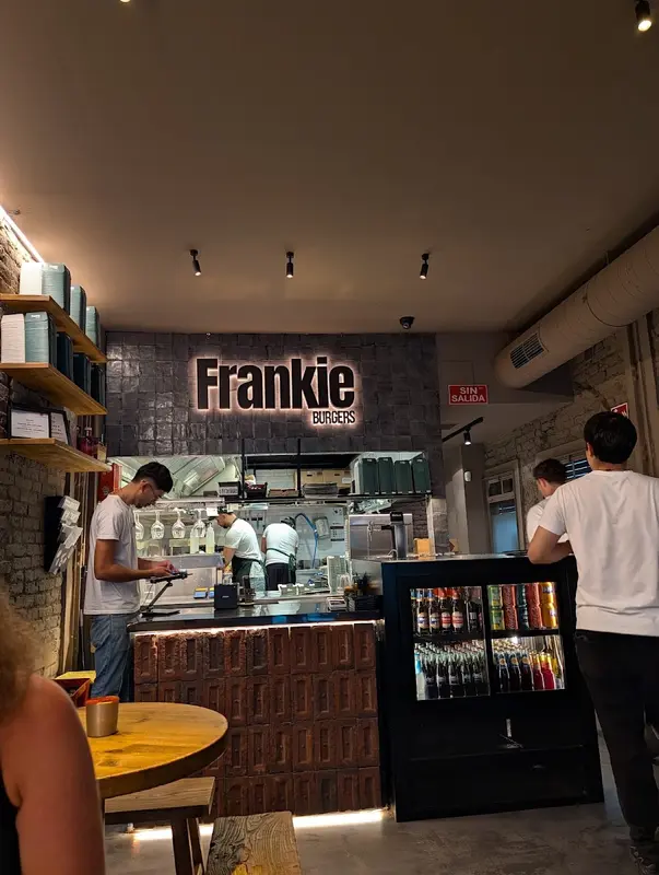 Frankie Burgers — foto 3