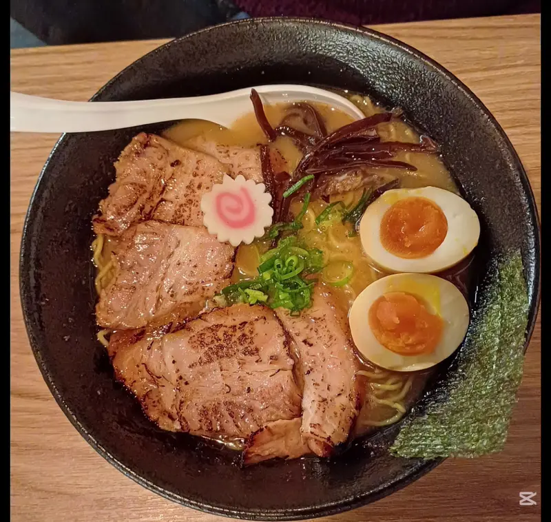 Ramen Kotsu x Kotsu — foto 2