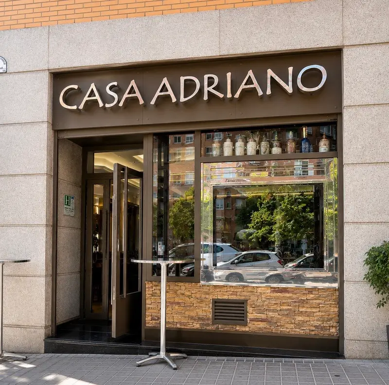 Casa Adriano