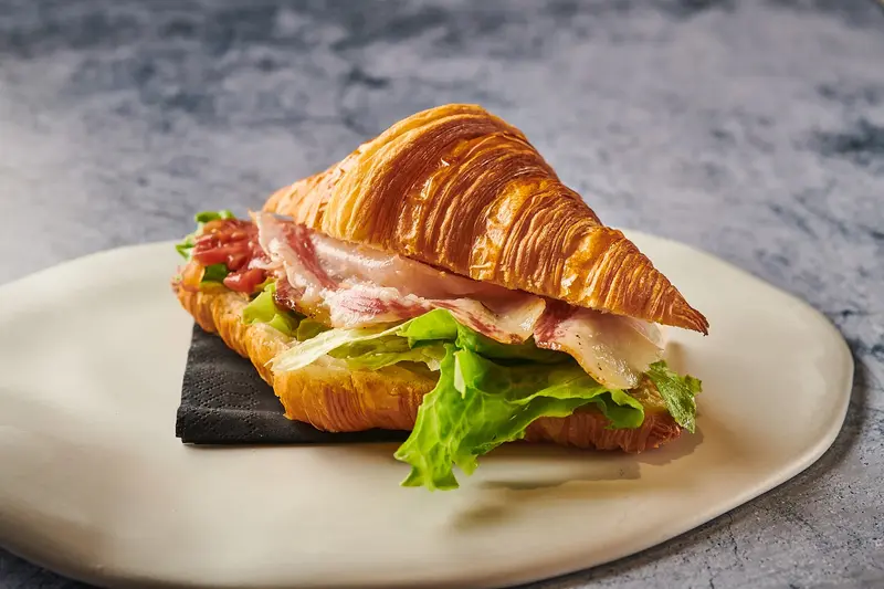Joselito's Velázquez — foto 3