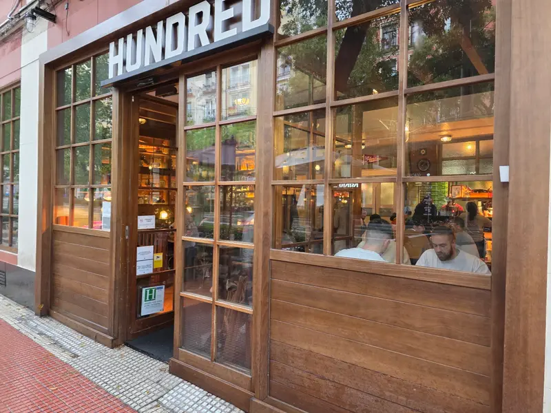 Hundred Burgers