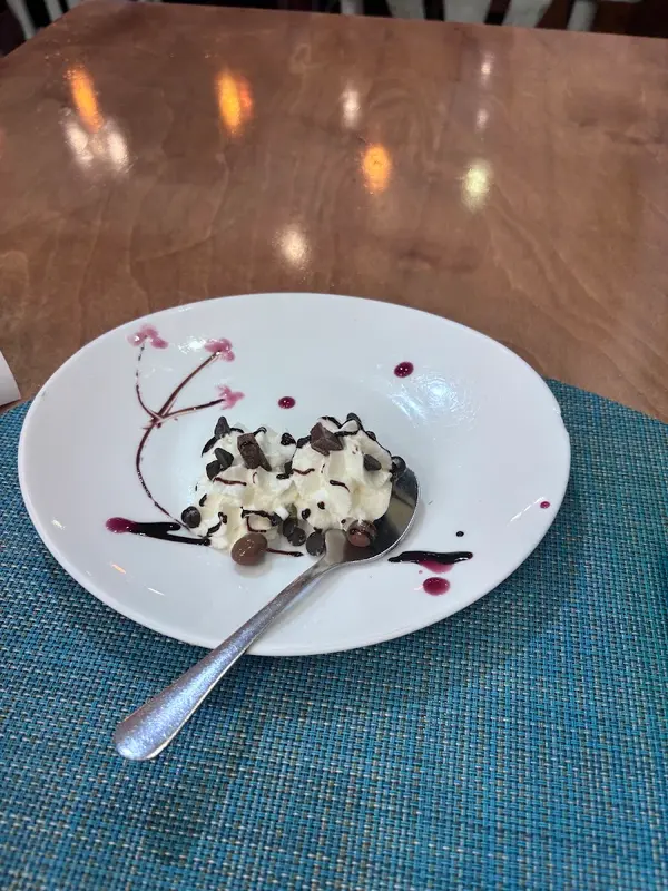 Amares Coslada Restaurante — foto 4