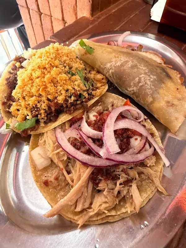 Tacos La Veintiocho — foto 3