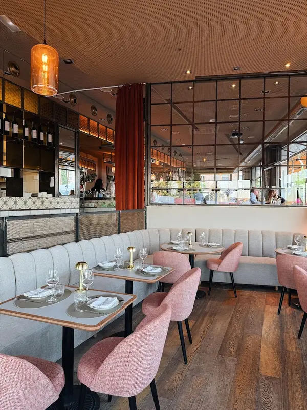 Panorama Oyster Bar